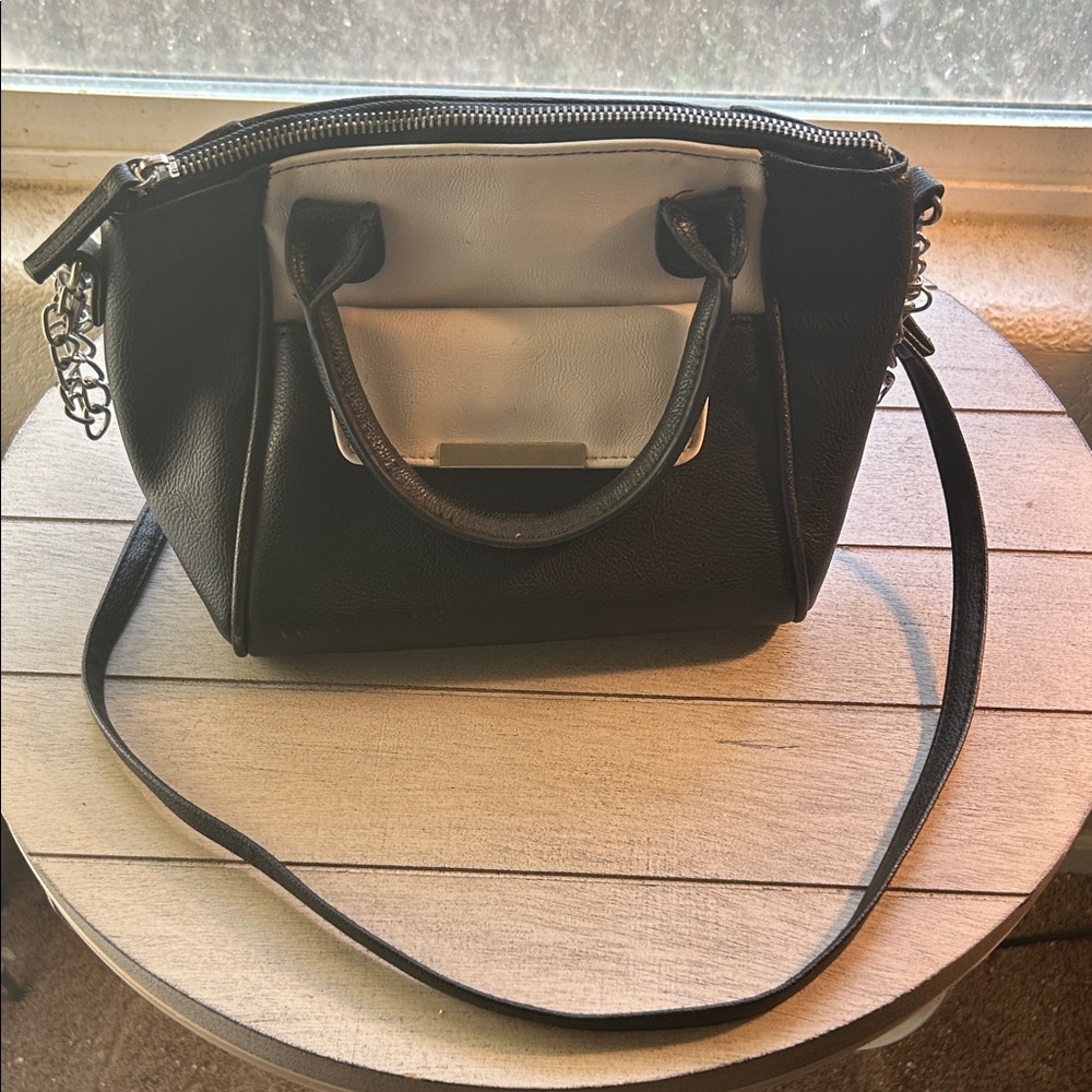 Black and White Claire’s Purse